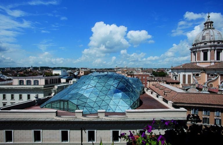 Studio Fuksas Spazio ex Unione Militare Roma foto Gianni Basso 2 Finita la nuova opera in vetro di Fuksas a Roma. Ma non è la Nuvola, che procede a stento, bensì la Lanterna di Via del Corso. Ecco tutte le foto