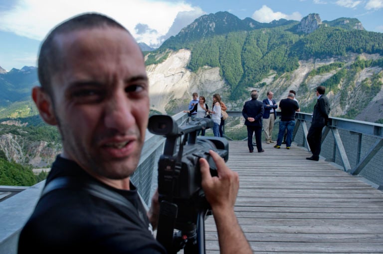 opening roccedimenti casso foto giacomo de donà11 Dolomiti Contemporanee, più un Corot. Tanti ospiti per l’evento che ha inaugurato il nuovo spazio di Casso, ecco foto e video di chiccera