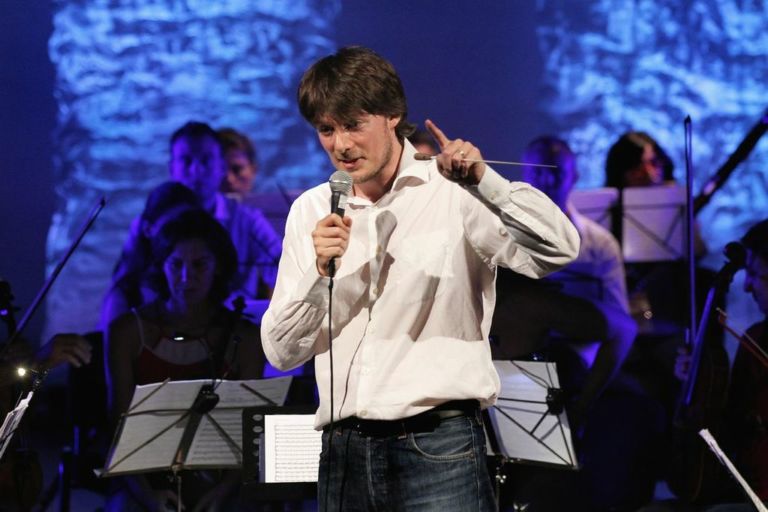 73 Jeans Symphony Orchestra. La regola dell’eccezione