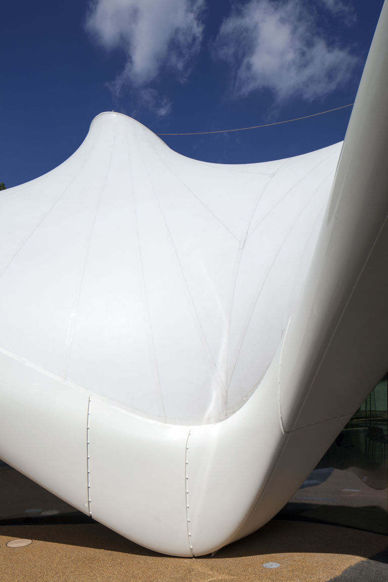 Serpentine Sackler Gallery 2103 foto Luke Hayes In attesa della Tate 2, Londra si regala la Serpentine 2. Presentato il progetto di Zaha Hadid per la Sackler Gallery: inaugurazione a settembre con Marisa Merz