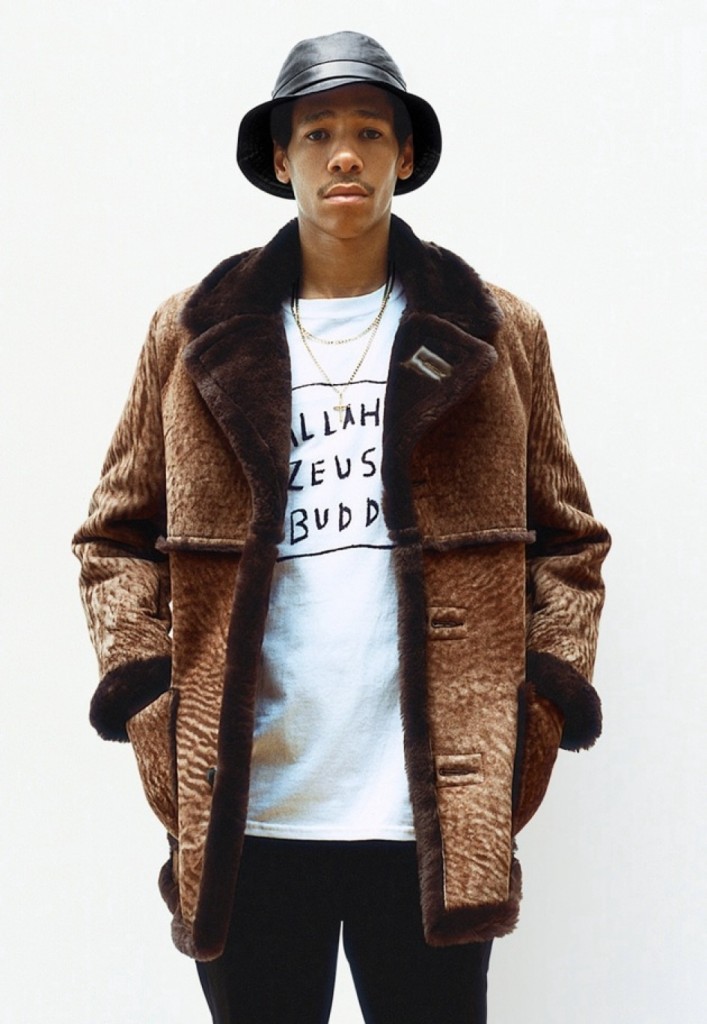 Vestiremo alla Basquiat. Se Hirst disegna foulard per Alexander McQueen e Cattelan felpe per MSGM, Supreme punta sul mitico graffitista