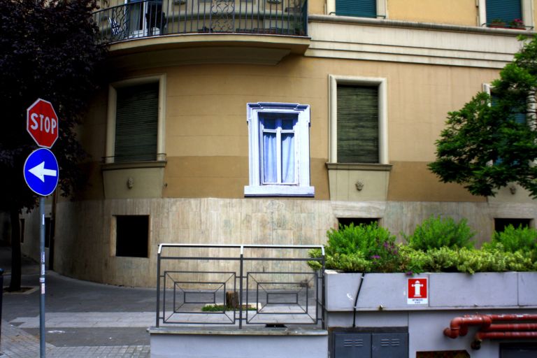 sbagliato piazza ledro L'icona giusta e l'icona Sbagliato