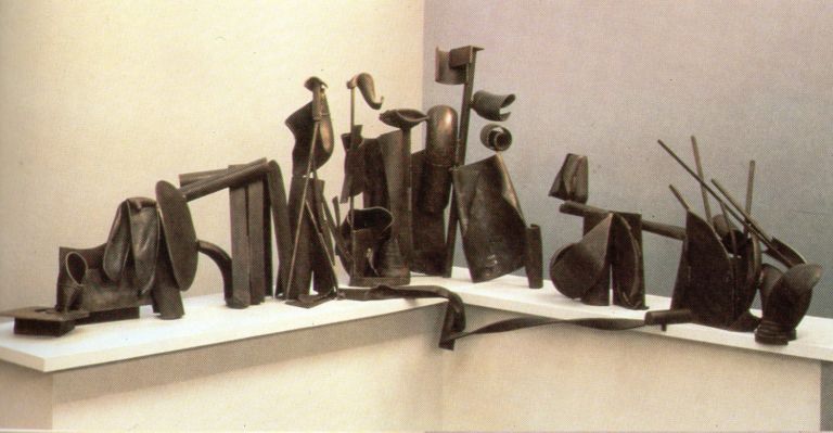 09 Anthony Caro: la scultura come esplorazione dello spazio