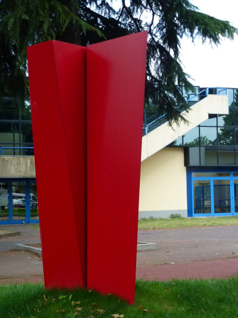 3 Grazia Varisco Duetto 1989 2012 ferro foto Pierantonio Tanzola Idroscalo di Milano. Atterra la scultura contemporanea