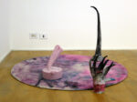 Kaari Upson - Sleep with the key - veduta della mostra presso la Galleria Massimo De Carlo, Milano 2013