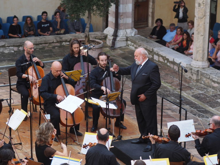 K. Penderecki dirige il concerto di Assisi 24 La Transfigurazione alla Sagra Umbra 2013
