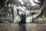 AlicePasquini 1 e1374596487234 Banksy stoppato a Nyc dalla polizia? E in Italia la street artist finisce in tribunale. Succede a Bologna, dove Alice Pasquini è denunciata per i suoi murales. Il solito tema dell’illegalità: come distinguere tra vandalo e artista?