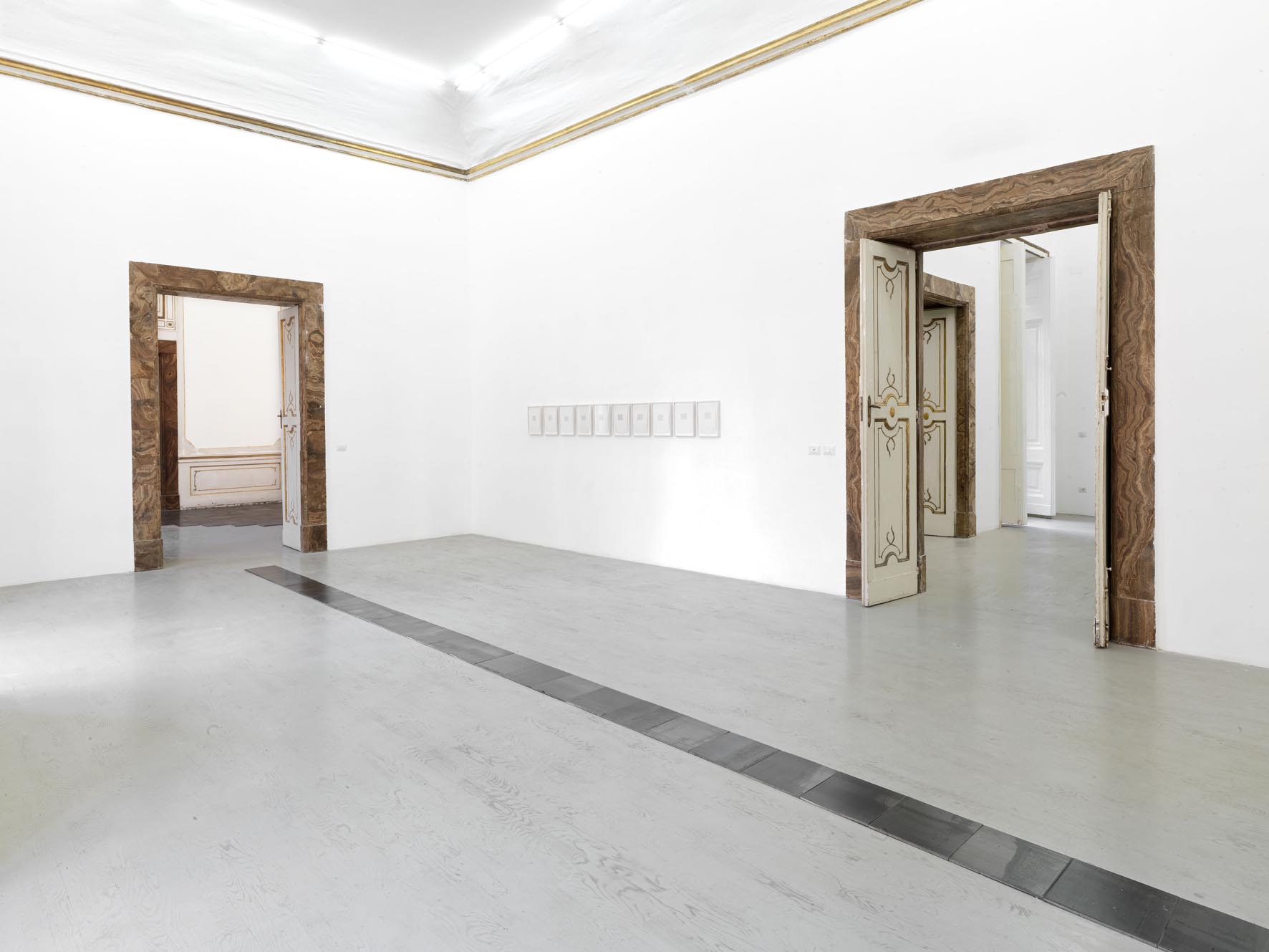 Carl Andre – veduta della mostra presso la Galleria Alfonso Artiaco, Napoli 2013