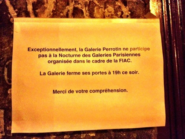 Emmanuel Perrotin Paris Updates: notturno con gallerie al Marais. Perrotin chiuso a sorpresa: ma rifatevi gli occhi con le immagini di Ropac, Karsten Greve, Yvon Lambert, Marian Goodman…