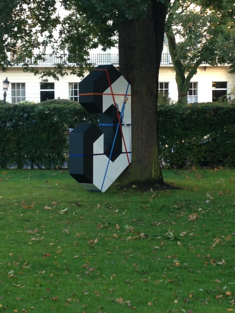 Frieze Sculpture Park Londra 2013 foto Valentina Grandini 14 e1382003403912 London Updates: fra una fiera e l’altra, quattro passi al Frieze Sculpture Park. Che quest’anno sceglie anche a Frieze Masters: ecco foto e video…