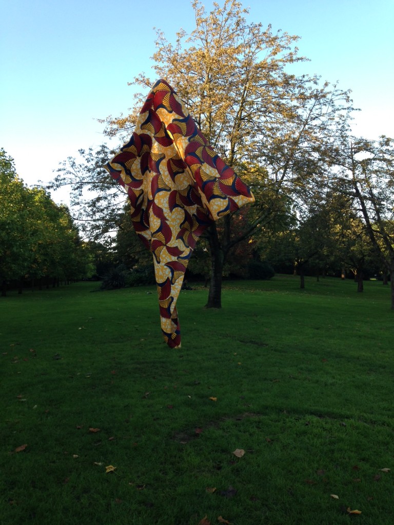 Frieze Sculpture Park Londra 2013 foto Valentina Grandini 5 e1382003045476 London Updates: fra una fiera e l’altra, quattro passi al Frieze Sculpture Park. Che quest’anno sceglie anche a Frieze Masters: ecco foto e video…