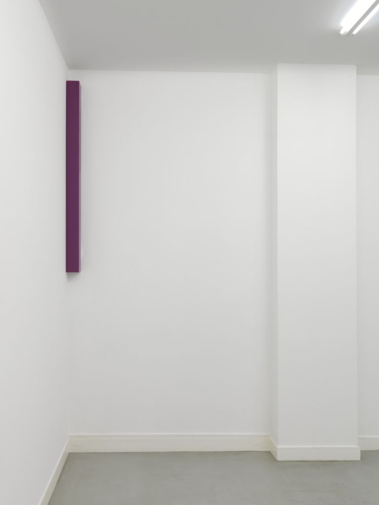 Gianni Piacentino Dark Red Purple Small Pole III 1966 photo Andrè Morin Paris Updates: la Fondazione Giuliani di Roma ospite della Fondazione Hippocrene in una Parigi molto italiana in questi giorni di Fiac. Ecco le foto