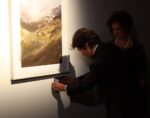 IMG 6548 Laura Pugno vince la 14esima edizione del Premio Cairo con le sue “Proposte di sé”: fotografie abrase per l’artista piemontese, che vince nell’annata più al femminile di sempre. Con dieci donne tra i venti finalisti