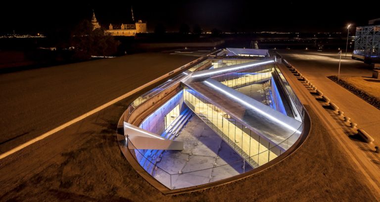 Il MS Maritime Museum of Denmark di BIG Bjarke Ingels Group foto Luca Santiago Mora Apre il M/S Maritime Museum of Denmark, ultima fatica di Bjarke Ingels. Tante immagini del museo piazzato in un bacino di carenaggio, all’ombra di Amleto…