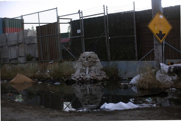 La Sfinge rivista da Banksy Banksy, si chiude. L’intervento della polizia mette fine in anticipo alla residenza artistica dello street artist a New York: ecco come è andata