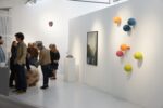 YIA Art Fair Parigi 4 Paris Updates: non solo Fiac. Tra le fiere piccole e giovani c'è anche YIA, con quattro sedi nel Marais. Tante gallerie locali e anche un progetto italiano: Matteo Nasini espone per il ciclo vicentino Nuove // Residency