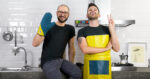 lancio orizzontale web Dal cibo al design con furore. Riccardo Casiraghi e Stefano Paleari, in arte Gnam Box, firmano una collezione di biancheria da tavola e un programma tv