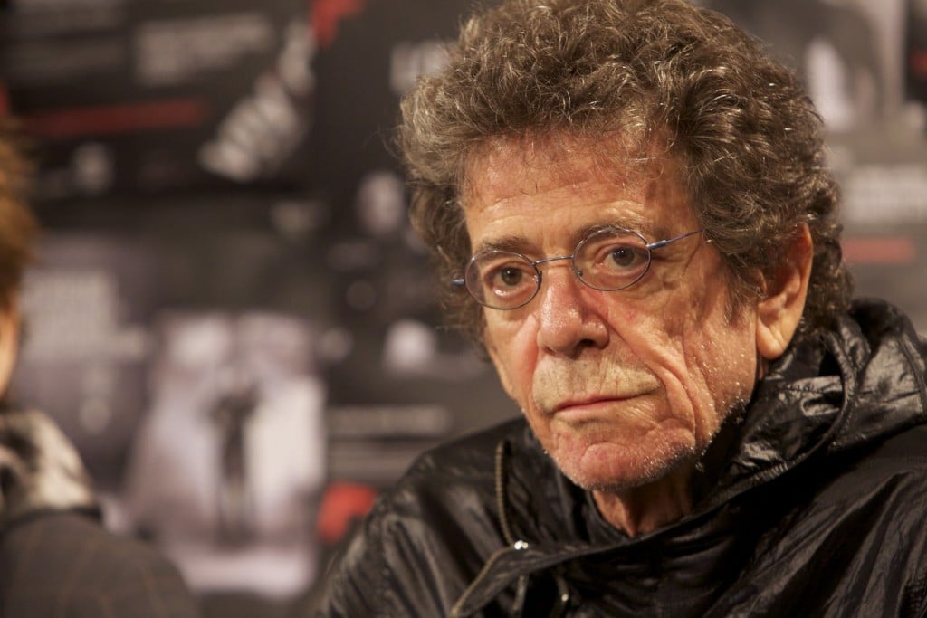 È morto Lou Reed. A settantuno anni se ne va il cantautore, polistrumentista e poeta americano creatore dei Velvet Underground, da anni anche celebre fotografo