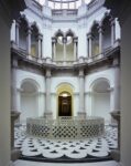 01 Principal Level Rotunda c Helene Binet Ecco il nuovo volto della Tate Britain. Un restyling complessivo per il colosso museale britannico, firmato da Caruso St John. Tutti i dettagli e una carrellata di foto