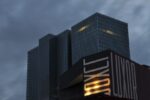 De Rotterdam foto Michel vdKar copyright OMA Pronta a Rotterdam la torre “The Vertical City”, firmata Rem Koolhaas. Ci sono voluti sedici anni: ecco le immagini dell’edificio polifunzionale più grande d’Olanda
