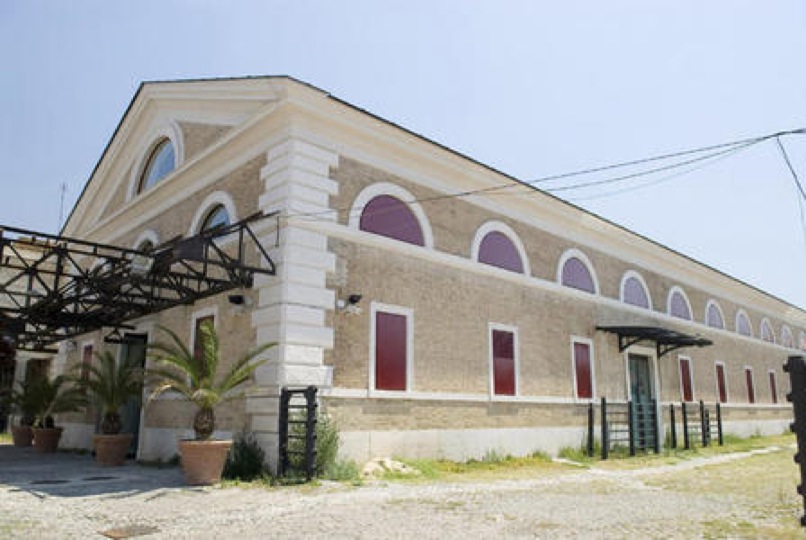 A Roma non ce la fanno a mantenere il Macro e il Palazzo delle Esposizioni, ma pensano ad un nuovo Museo della Fotografia. Presto il cantiere, domani un convegno a La Sapienza