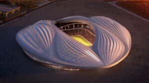 Quello stadio assomiglia troppo a una vagina. Si apre il dibattito attorno al progetto dell’Al-Wakrah Stadium, in Qatar: l’ha disegnato lo studio AECOM, ma c’è – e si vede – anche lo zampino di Zaha Hadid…