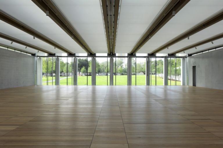 L’ampliamento del Kimbell Art Museum by Renzo Piano foto Robert Polidori courtesy kimbell art museum 7 Ecco immagini e video dell’ampliamento del Kimbell Art Museum disegnato in Texas da Renzo Piano. Progetto accurato e rigoroso, senza troppo coraggio…