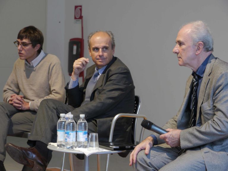 Minini con De Albertis e Bonaspetti Massimo Minini a Milano. Ecco la fotogallery dalla preview della mostra che celebra i primi quarant’anni di attività del gallerista: a brindare con lui Nino Migliori, Mimmo Jodice, Jan De Cock...