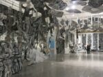 Opening Queens Museum of Art New York The Shatterer di Peter Schumann 1 Riapre a New York il Queens Museum of Art, ecco le immagini. Quattro anni di lavori, 65 milioni di dollari spesi, 15mila metri quadrati di spazi guadagnati