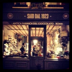 L’Antica Fabbrica del Cioccolato romana SAID compie 90 anni, e si regala una nuova sede a Londra. E una doppia mostra del fotografo Ottavio Celestino: ecco tutte le immagini
