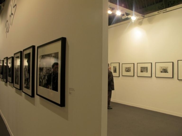 Paris Photo 2013 19 Ecco tutte le foto dall'opening di Paris Photo. Da Gagosian a Magnum, a Contrasto, tutti i big dell’immagine riuniti al Grand Palais