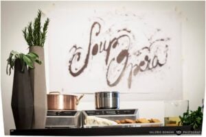 Soup Opera, quando l’arte incontra il food. Se Adrian Paci lo racconti con un piatto di panelle