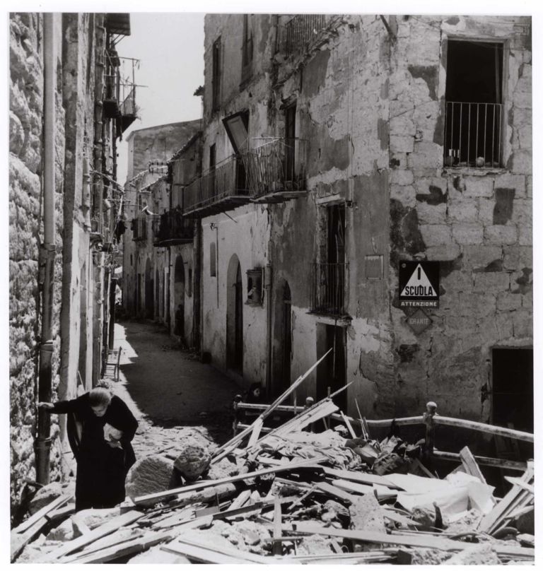 507 Robert Capa. Fuoco sulla guerra