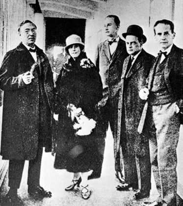 Bauhaus, Vasilij Kandinskij con sua moglie Nina, Georg Muche, Paul Klee e Walter Gropius