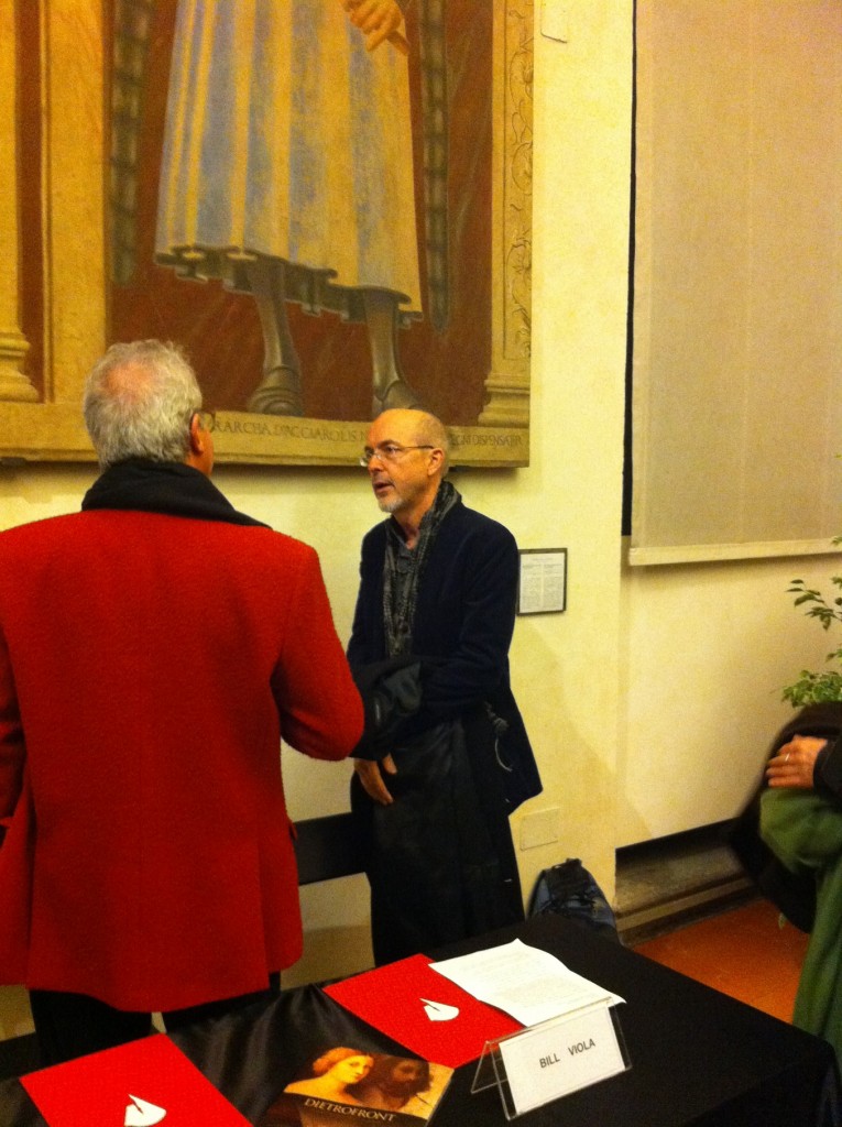Live da Firenze: Bill Viola e il suo omaggio agli Uffizi. Immagini e breve video dell’opera presentata nella ex chiesa di San Pier Scheraggio