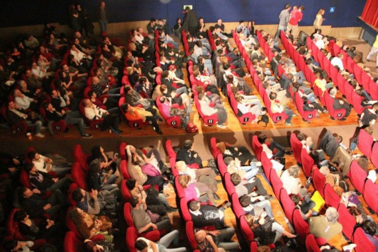 Festival Cortisonici Varese 2 Chiude i battenti a Varese il festival Cortisonici. Mancanza di fondi: un nuovo colpo alla cultura con l’addio alla rassegna di cortometraggi arrivata alla decima edizione