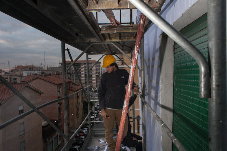 Lavinia Outdoor07 Pronto il maxi murales di Sten & Lex, a Roma. Finanziato grazie al crowdfunding e promosso da Outdoor Festival, ve lo raccontiamo con foto e video