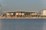 Pérez Art Museum Miami view from Watson Island. Designed by Herzog de Meuron. Photo by Daniel Azoulay Herzog & de Meuron aprono il Pérez Art Museum. La più grande novità di Miami 2013