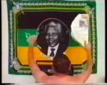 Thomas Hirschhorn Still dal video For Nelson Mandela È morto Nelson Mandela, piccolo grande uomo del ventesimo secolo. Un’icona anche per una generazione di creativi: lo ricordiamo con una galleria fotografica