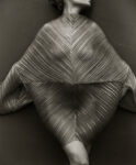 9. Herb Ritts Wrapped Torso Los Angeles 1989 Herb Ritts: luci e corpi