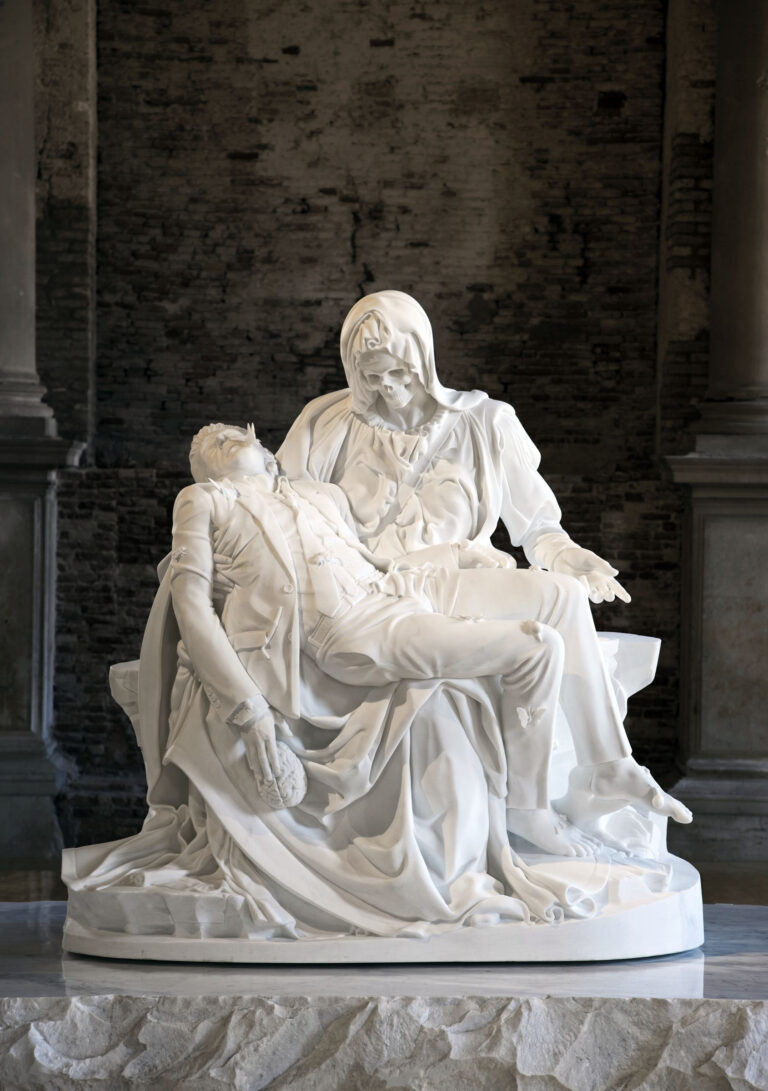 FABREMerciful dream Pieta Va La (ec)citazione dell’arte