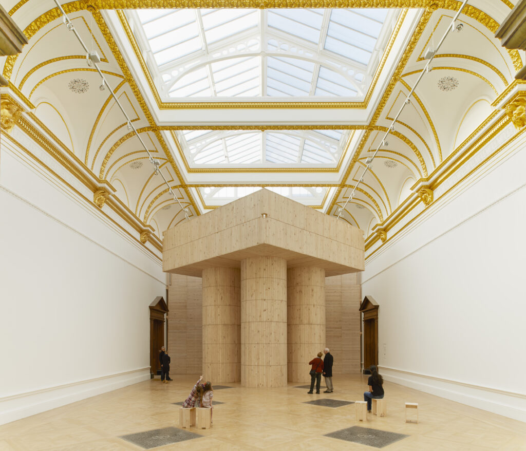 Sensing Spaces, reimmaginare l’architettura. Alla Royal Academy di Londra una mostra racconta lo spazio attraverso l’avventura dei sensi