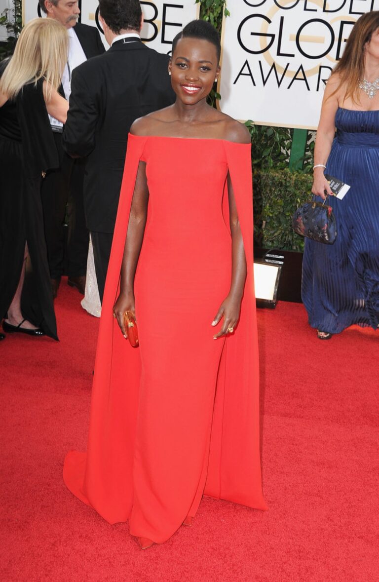 Lupita Nyongo Golden Globes 2014 Ancora sui Golden Globes. Ecco le meglio e peggio vestite del red carpet a Los Angeles, nell’edizione del trionfo di Paolo Sorrentino