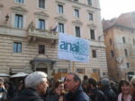 Manifestazione Nazionale 500 NO AL MiBACT 500 giovani per la Cultura? 500 No al Mibact. A Roma va in scena la protesta contro il bando firmato Bray che ha indignato giovani professionisti e studiosi: ecco immagini e dichiarazioni a caldo