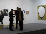 P1240487 800x600 Non chiamatela fiera! Fotogallery da Art Genève, dove sembra funzionare il format del “salon”. Con gli stand museali di collezioni pubbliche e private e i galleristi a proporre allestimenti dalla profonda impronta curatoriale