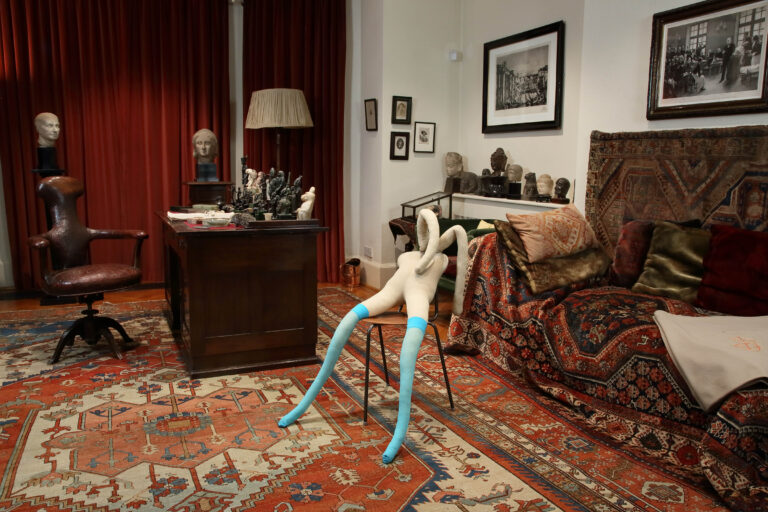 Suffolk bunny sarah lucas copyright Sadie Coles HQ and Freud Museum London Quando Marilyn incontrò (Anna) Freud