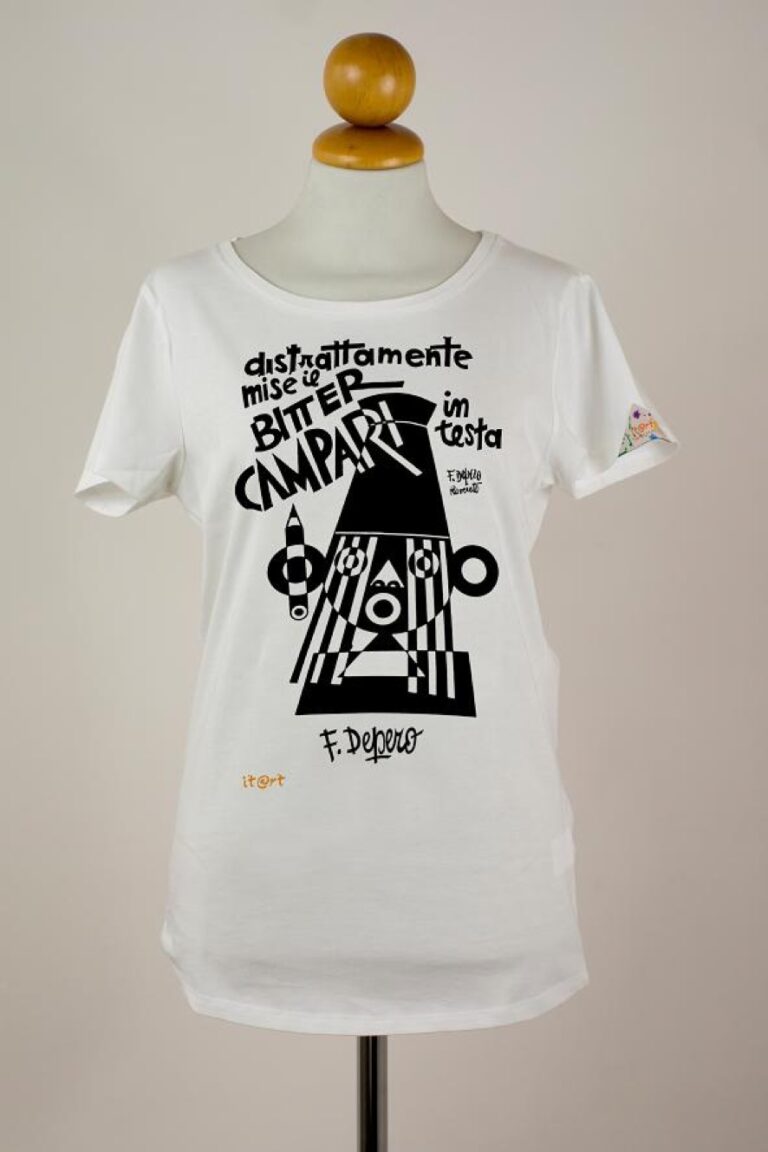 T shirt It@rt Aiutare l’Amazzonia, in t-shirt. Appuntamento ad Arte Fiera Bologna per il drink con Artribune: protagonisti It@rt e le magliette disegnate da Emilio Isgrò