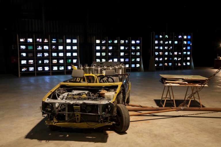 UTF 8 Dieter e BjoÌˆrn Roth Islands veduta della mostra presso HangarBicocca Milano dicembre 2013 photo Agostino Osio 1 L'isola di Dieter (e figli)