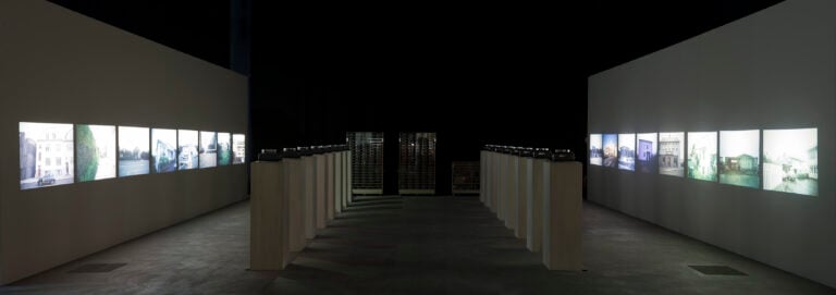 UTF 8Dieter e BjoÌˆrn Roth Islands veduta della mostra presso HangarBicocca Milano dicembre 2013 photo Agostino Osio 2 L'isola di Dieter (e figli)