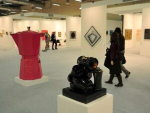 Bergamo Arte Fiera soffia sulle prime dieci candeline. Al via la stagione invernale delle fiere d’arte, col consueto mix orobico di moderno e contemporaneo